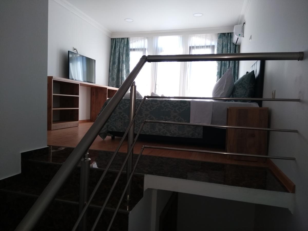 Dzveli Batumi Hotel Eksteriør billede